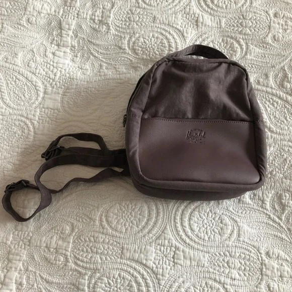 Hershel mini Orion backpack - Picture 2 of 2